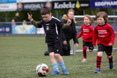 Schoolvoetbal-groep-1-2-3-van-193